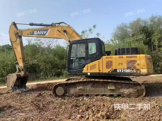 三一重工SY215C挖掘機