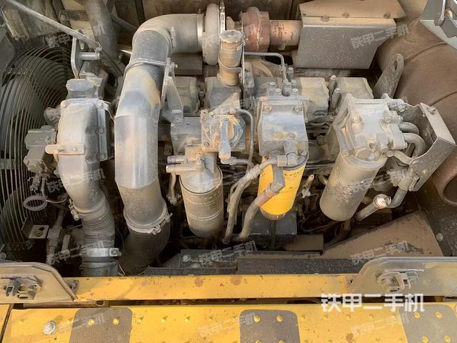 发动机整体俯视（整机外观）