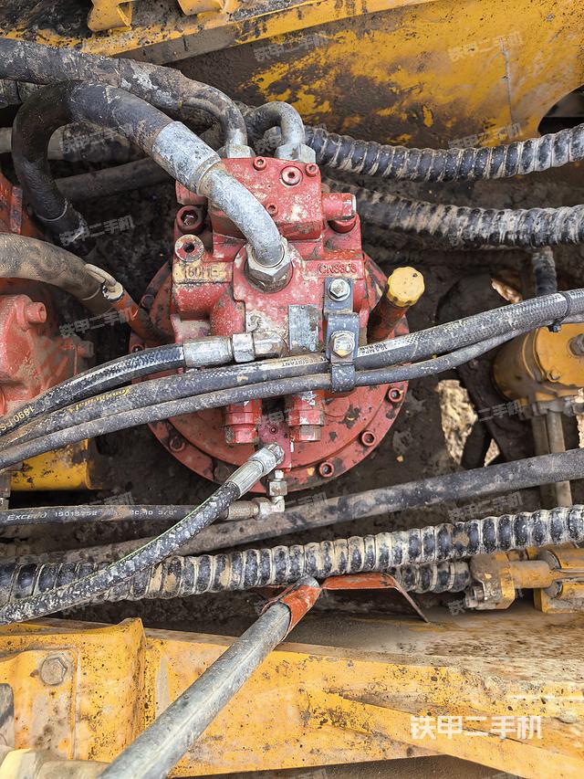 駕駛室整體（整機(jī)外觀）