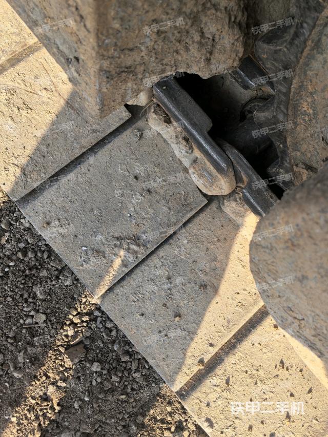 左托鏈輪和鏈筋（行走機(jī)構(gòu)）