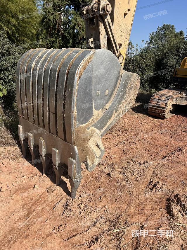 右導向輪（行走機構）