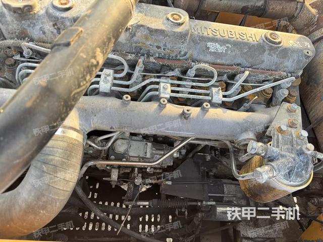 发动机整体俯视（整机外观）