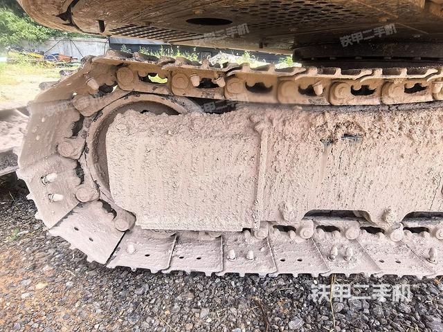 右側(cè)履帶整體?（行走機(jī)構(gòu)）