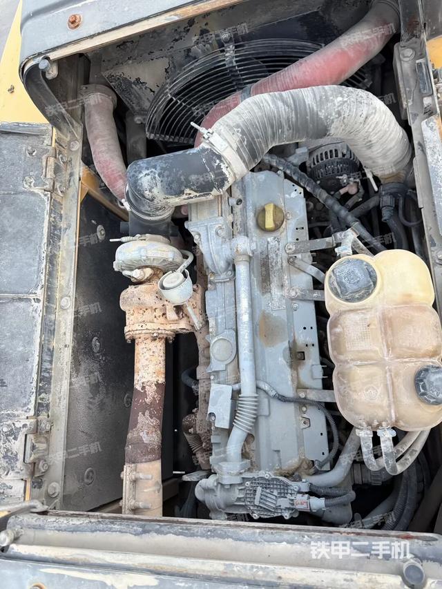 發(fā)動(dòng)機(jī)整體俯視（整機(jī)外觀）