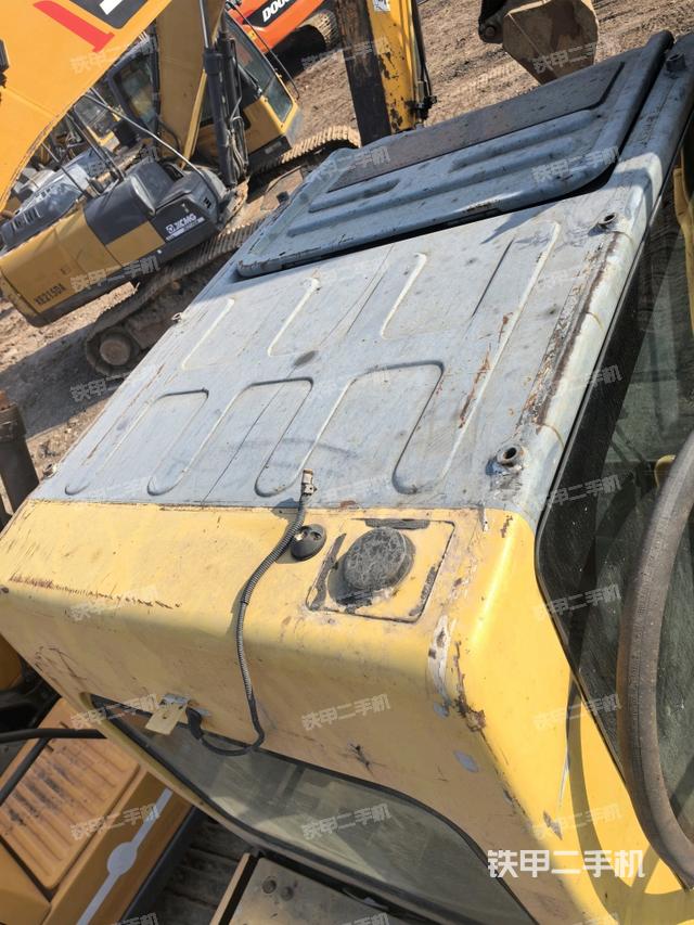 发动机室（上车部件）