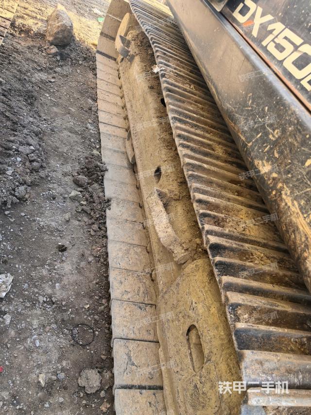 右側(cè)履帶整體（行走機(jī)構(gòu)）