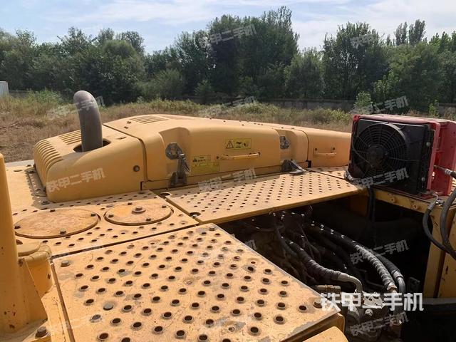 駕駛室頂部（整機(jī)外觀）