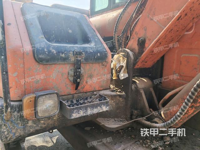 小臂整体右前（工作和回转装置）