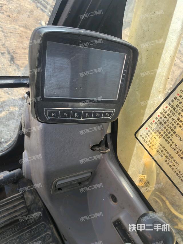 显示屏 （驾驶室部分）