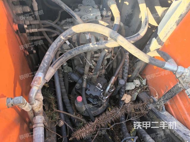 駕駛室頂部俯視（上車部件）