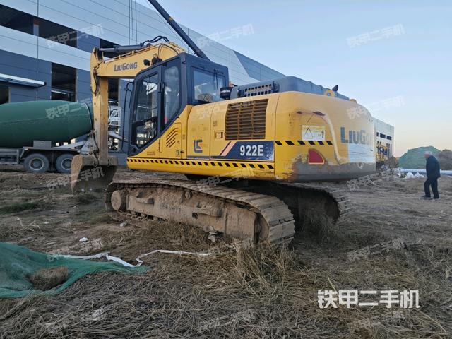 駕駛室頂部（整機(jī)外觀）