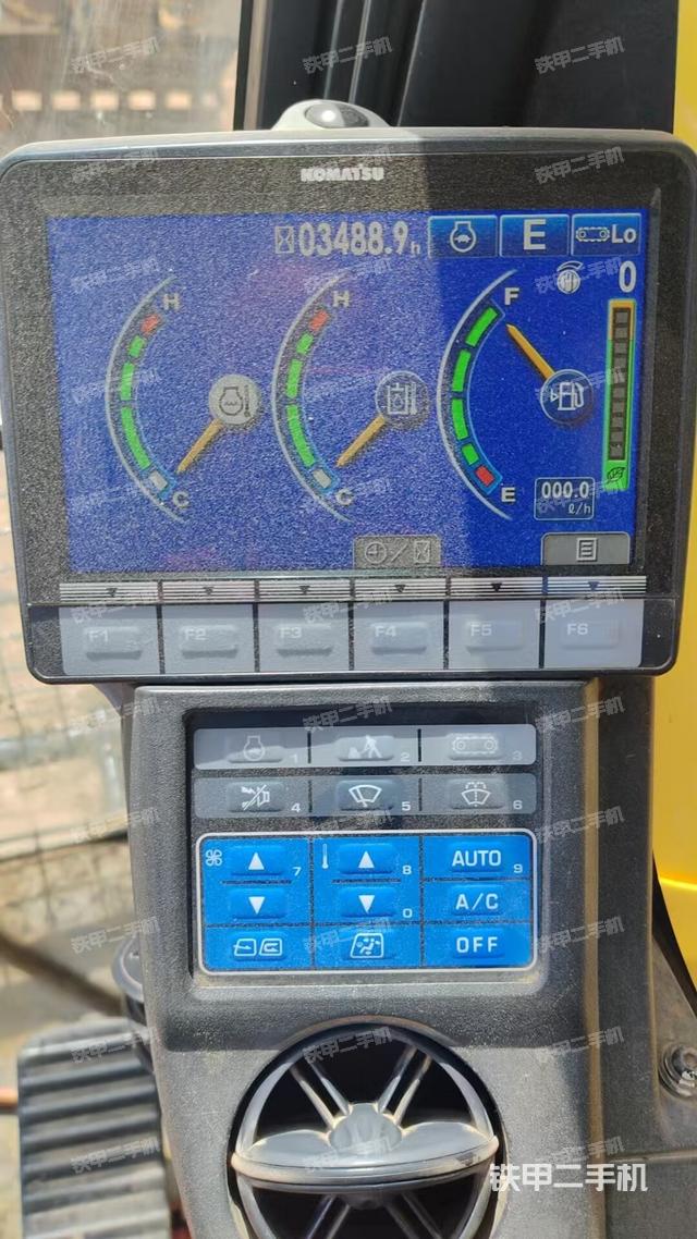 驾驶室整体（整机外观）