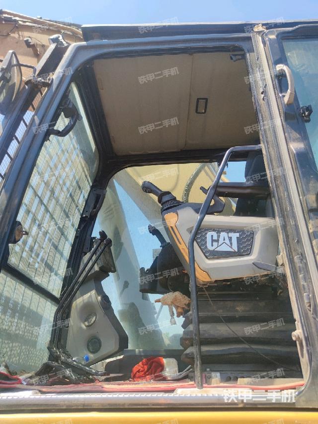 頂棚整體（駕駛室部分）