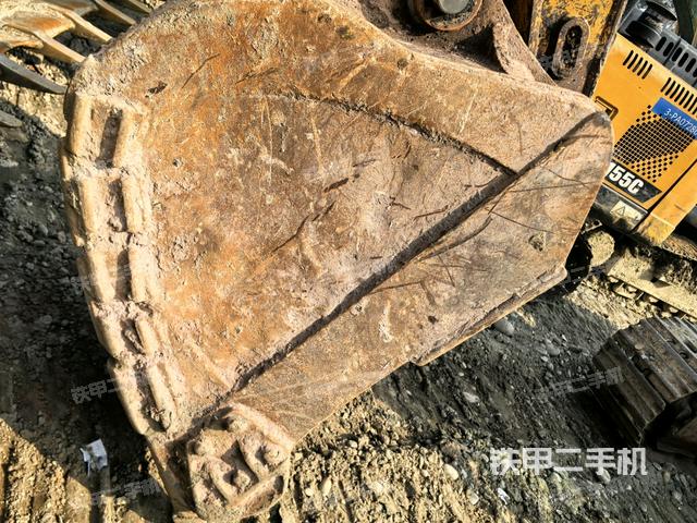 小臂整体左后（工作和回转装置）