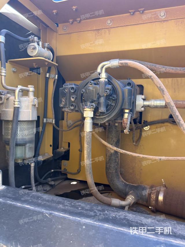 液壓泵室（大件艙室）