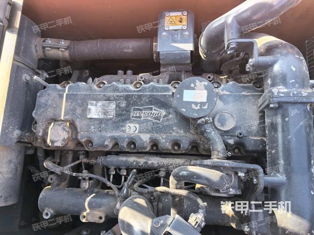 氣門室蓋螺絲特寫（上車部件）