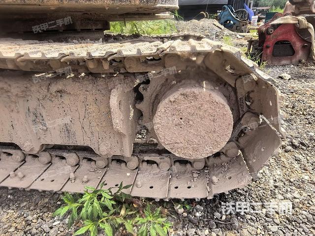 左驅(qū)動(dòng)輪（行走機(jī)構(gòu)）