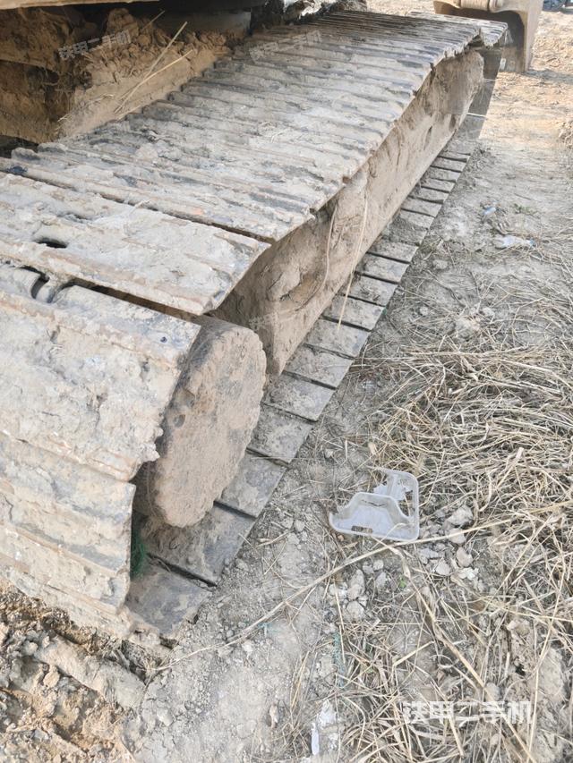 单侧履带整体（整机外观）