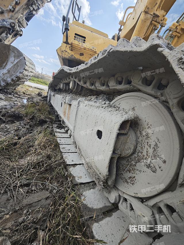 单侧履带整体（整机外观）