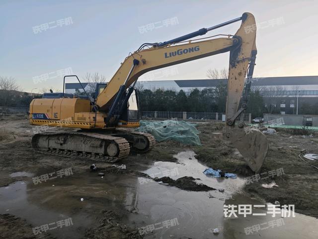 駕駛室整體（整機(jī)外觀）