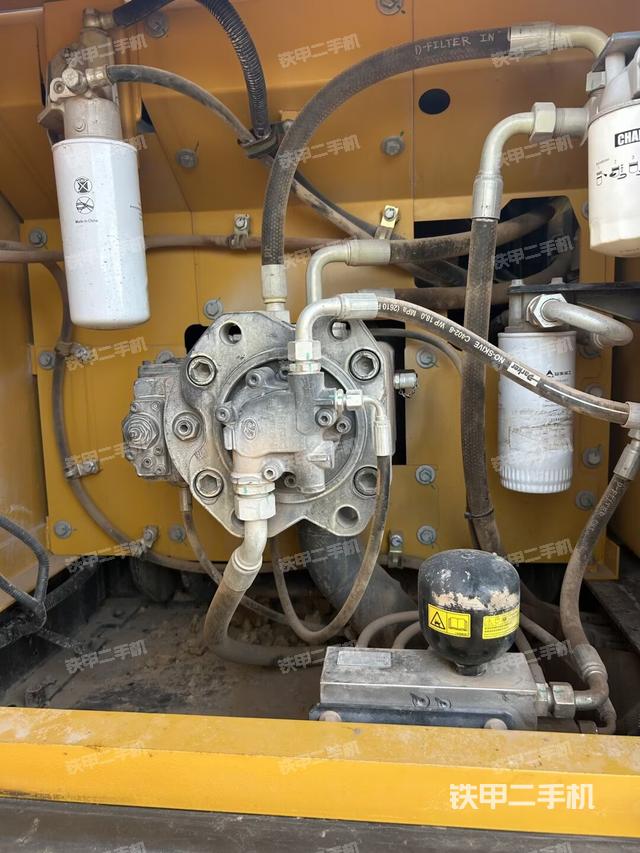 液壓泵室（大件艙室）