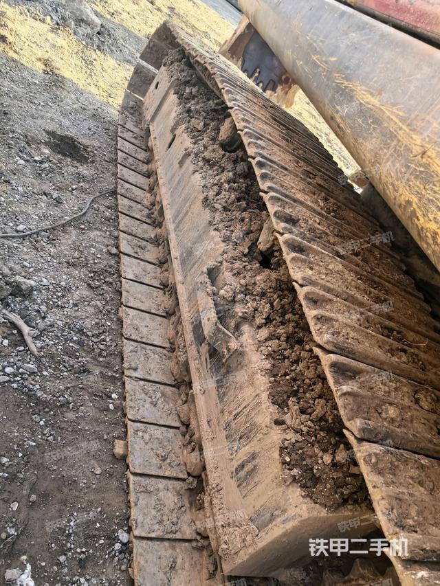 右驱动轮（行走机构）