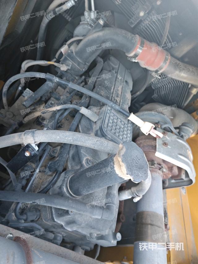 發(fā)動(dòng)機(jī)整體俯視（整機(jī)外觀）