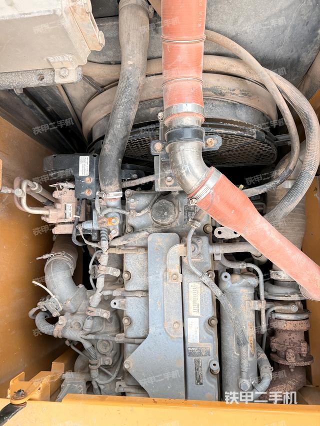 發(fā)動機(jī)整體俯視（整機(jī)外觀）