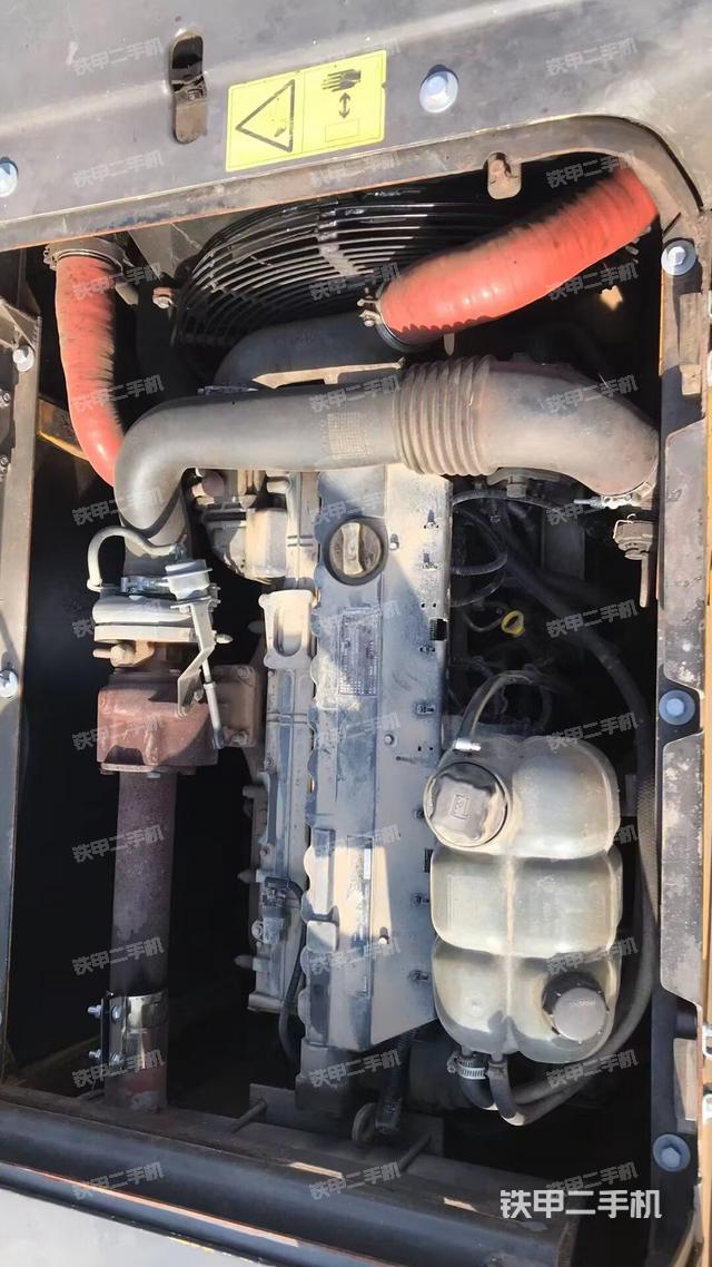 發(fā)動(dòng)機(jī)整體俯視（整機(jī)外觀）