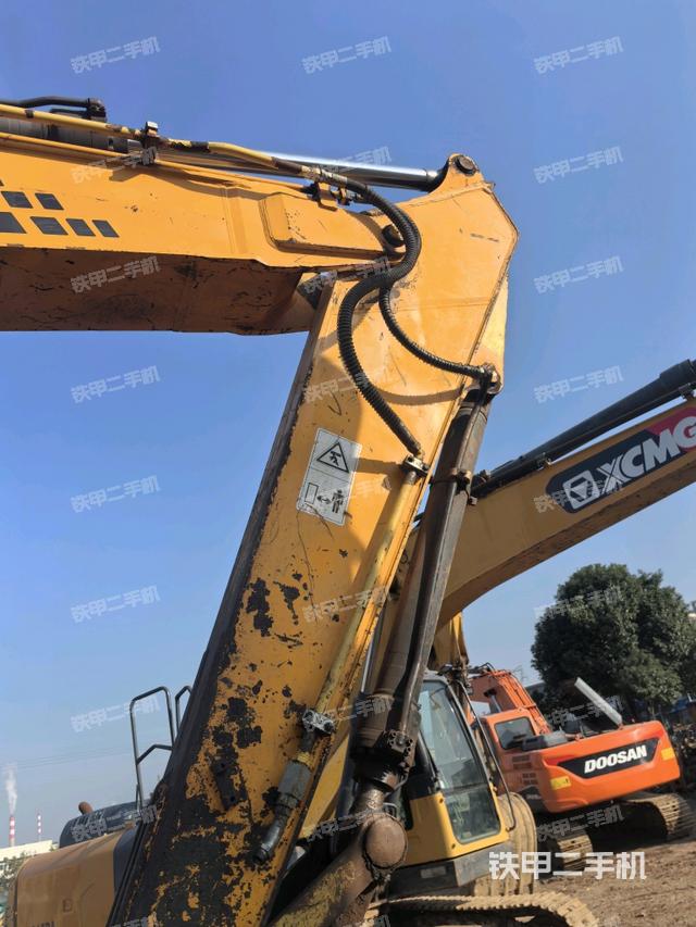 大臂整體?右側(cè)（工作和回轉(zhuǎn)裝置）