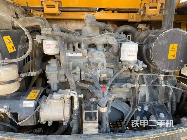 发动机整体俯视（整机外观）