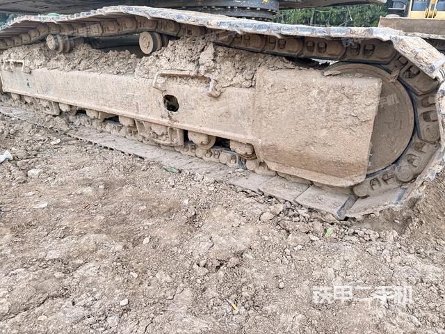 单侧履带整体（整机外观）