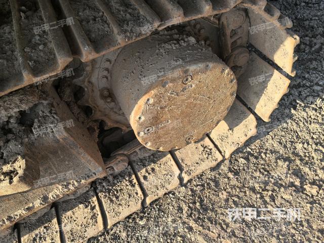 右側(cè)履帶整體（行走機(jī)構(gòu)）