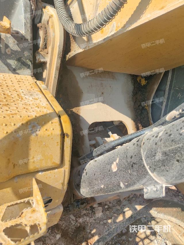 大臂根部?斜視（工作和回轉(zhuǎn)裝置）