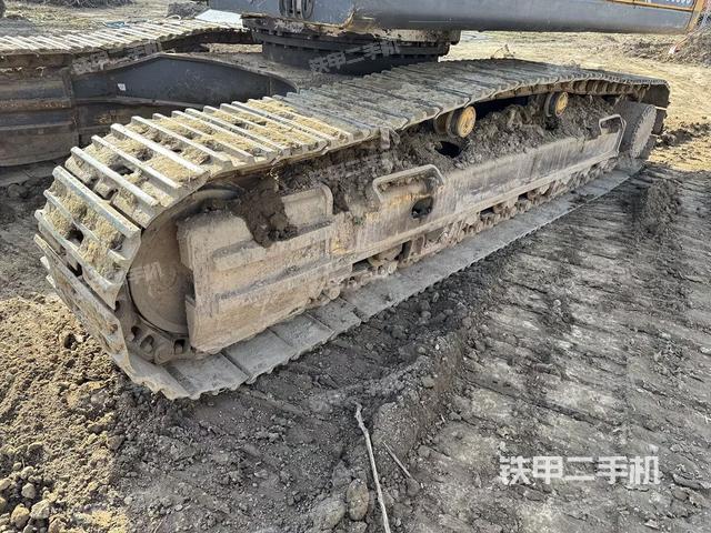 單側(cè)履帶整體（整機外觀）