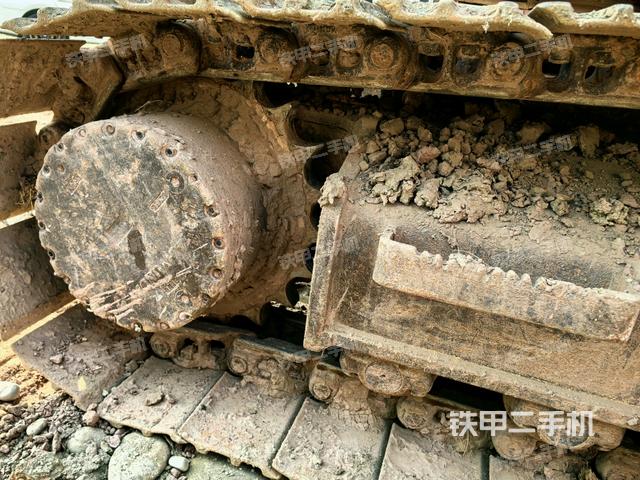 左侧行走马达盖板（行走机构）