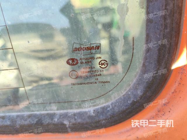 后窗玻璃角標(biāo)（駕駛室部分）