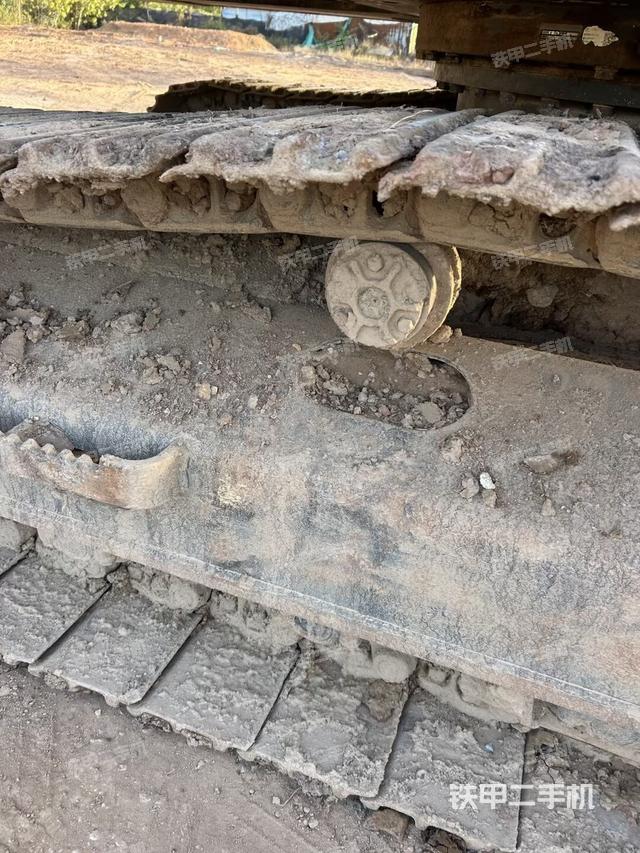 右側(cè)履帶整體（行走機(jī)構(gòu)）