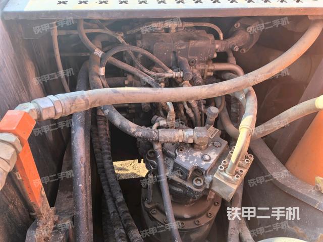 駕駛室頂部俯視（上車部件）