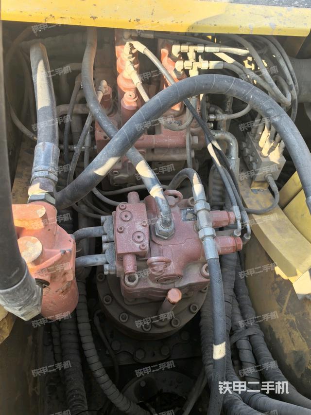 驾驶室顶部俯视（上车部件）