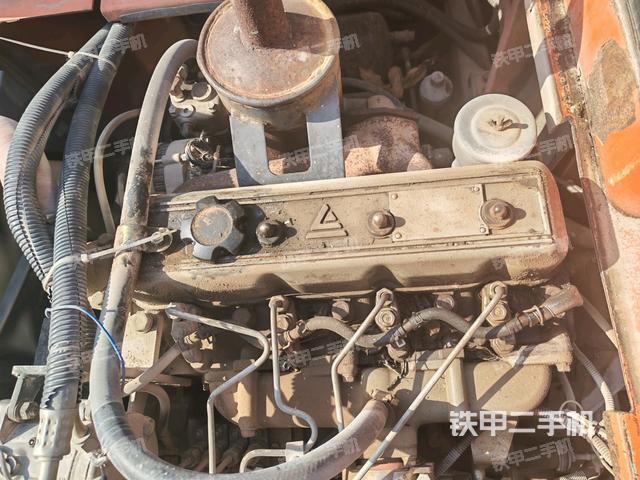 发动机室（上车部件）