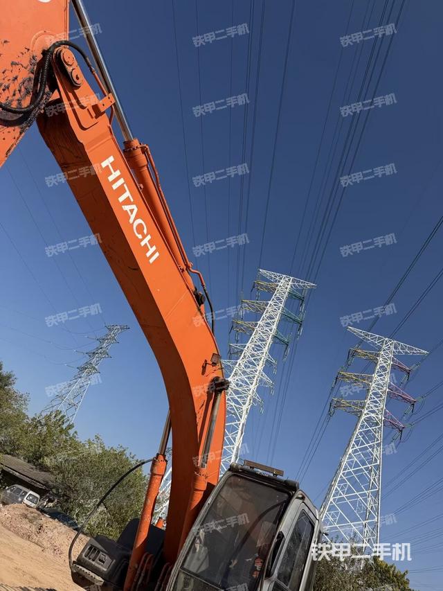 大臂整體?右側(cè)（工作和回轉(zhuǎn)裝置）