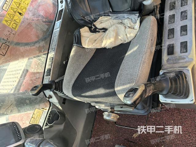 座椅后部（駕駛室部分）