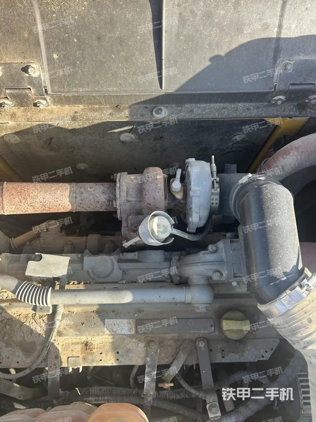 氣門室蓋螺絲特寫（上車部件）