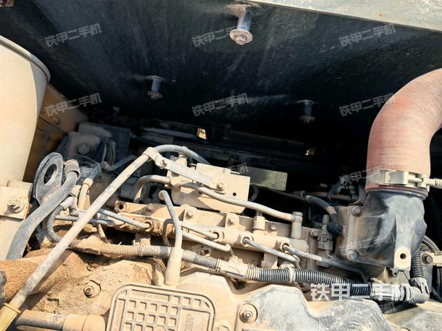 气门室盖螺丝特写（上车部件）