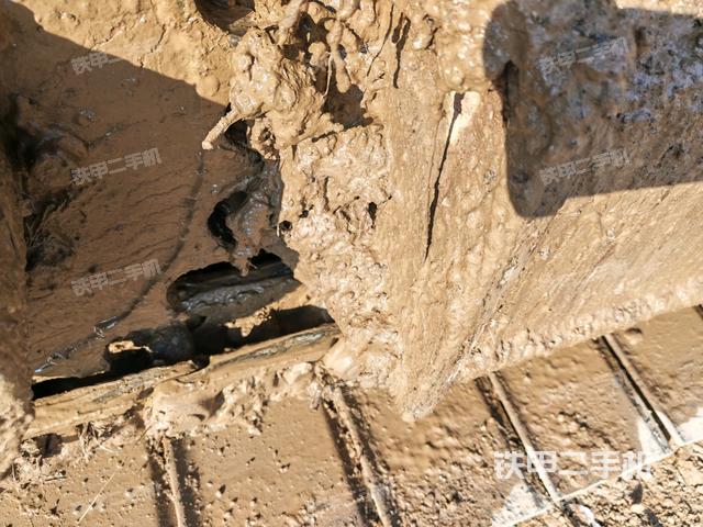 左侧行走马达盖板（行走机构）