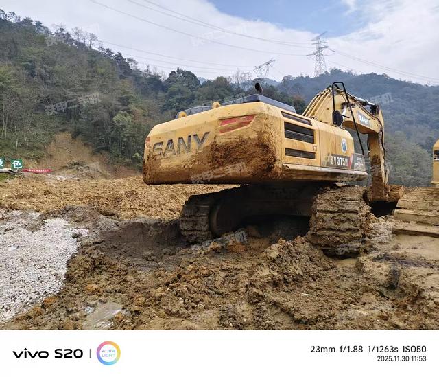 整機(jī)右后45°（整機(jī)外觀）