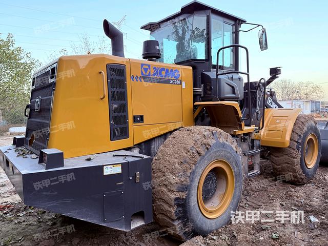 整機(jī)右后45°（整機(jī)外觀及大件）