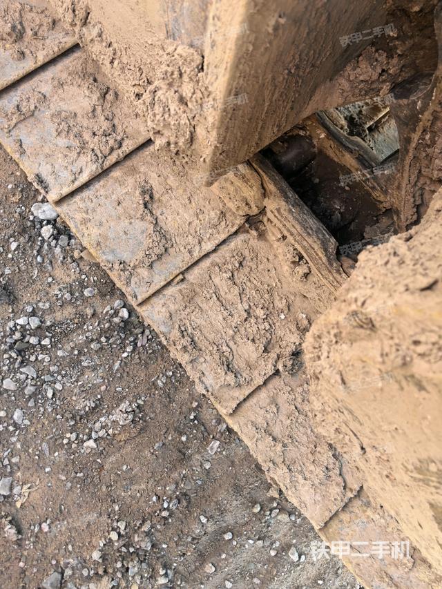 左驱动轮（行走机构）