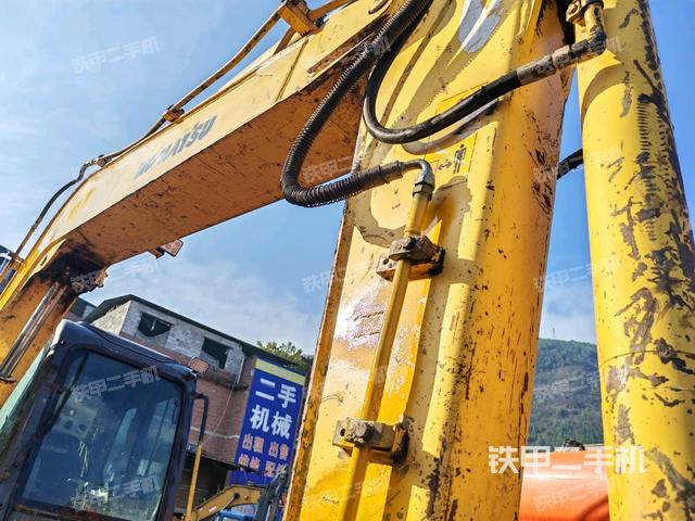 铲斗右后整体（工作和回转装置）